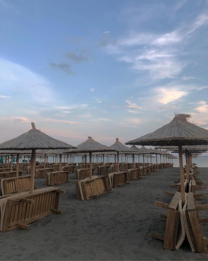 Hotel Athina Velipojë 외부 사진