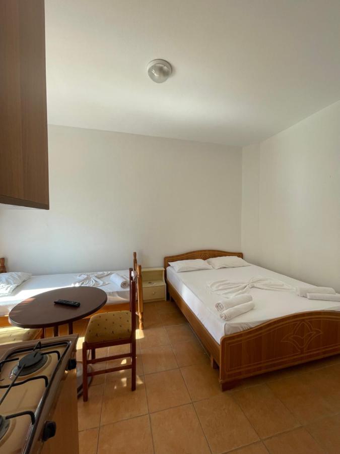 Hotel Athina Velipojë 외부 사진