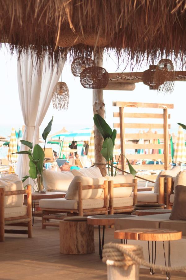 Hotel Athina Velipojë 외부 사진