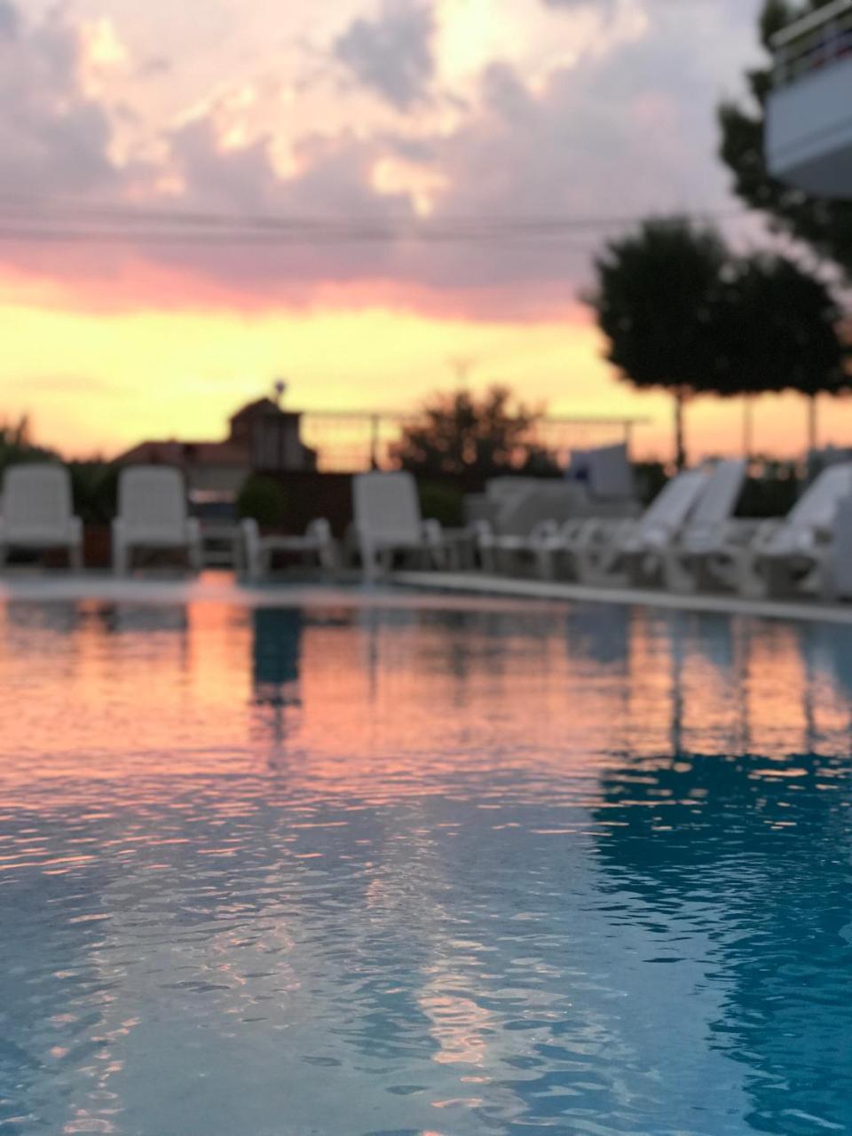 Hotel Athina Velipojë 외부 사진