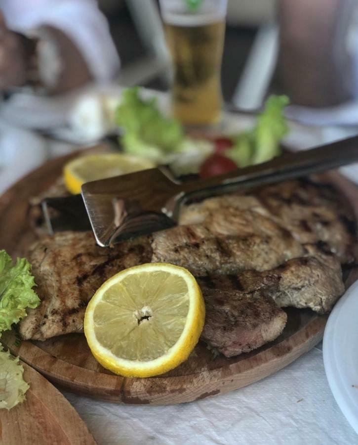 Hotel Athina Velipojë 외부 사진
