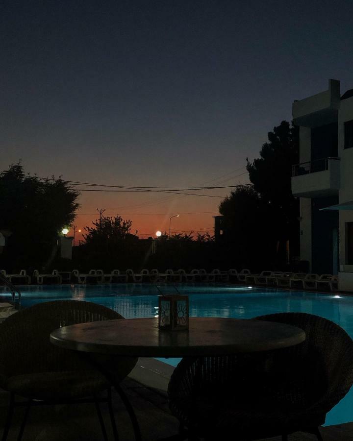 Hotel Athina Velipojë 외부 사진
