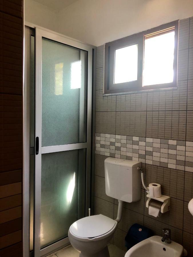 Hotel Athina Velipojë 외부 사진